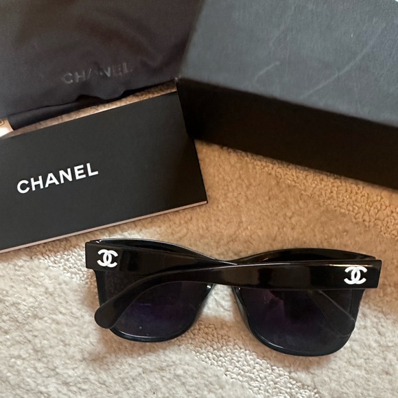 Chanel Sunglasses - Picture 3 of 5